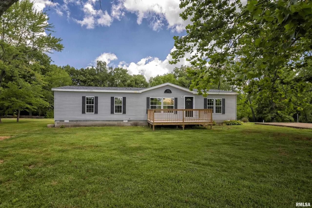 4218 Moake School Rd., Marion, IL 62959