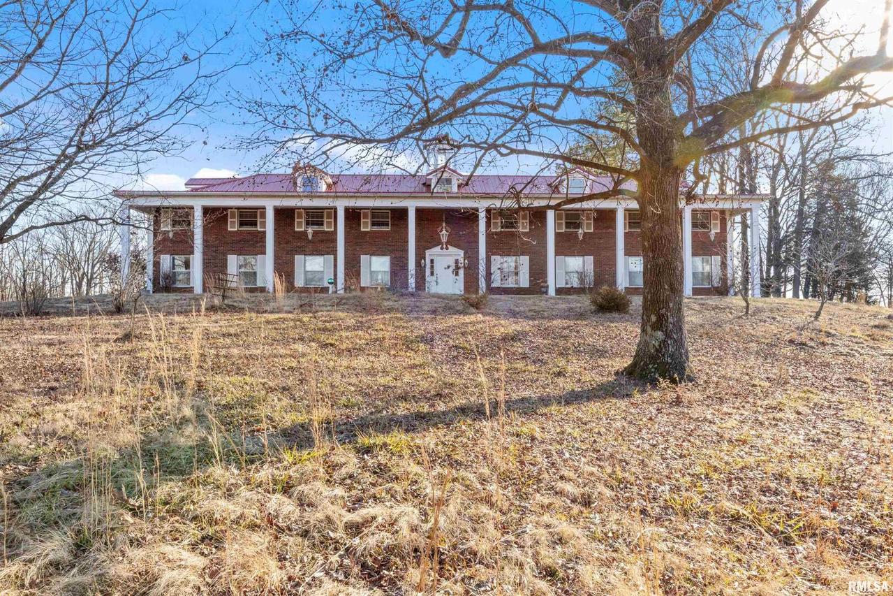 521 N Broadway St., Goreville, IL 62939