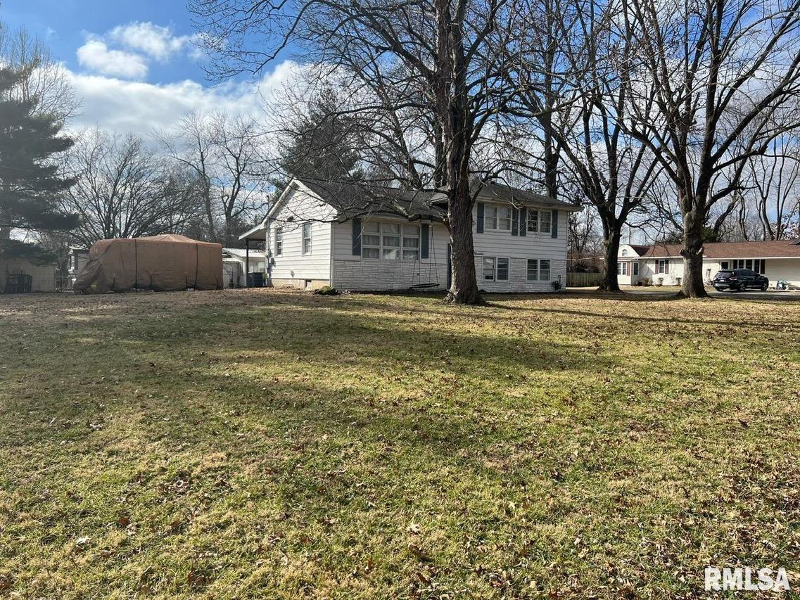 700 E Bryan St., Herrin, IL 62948