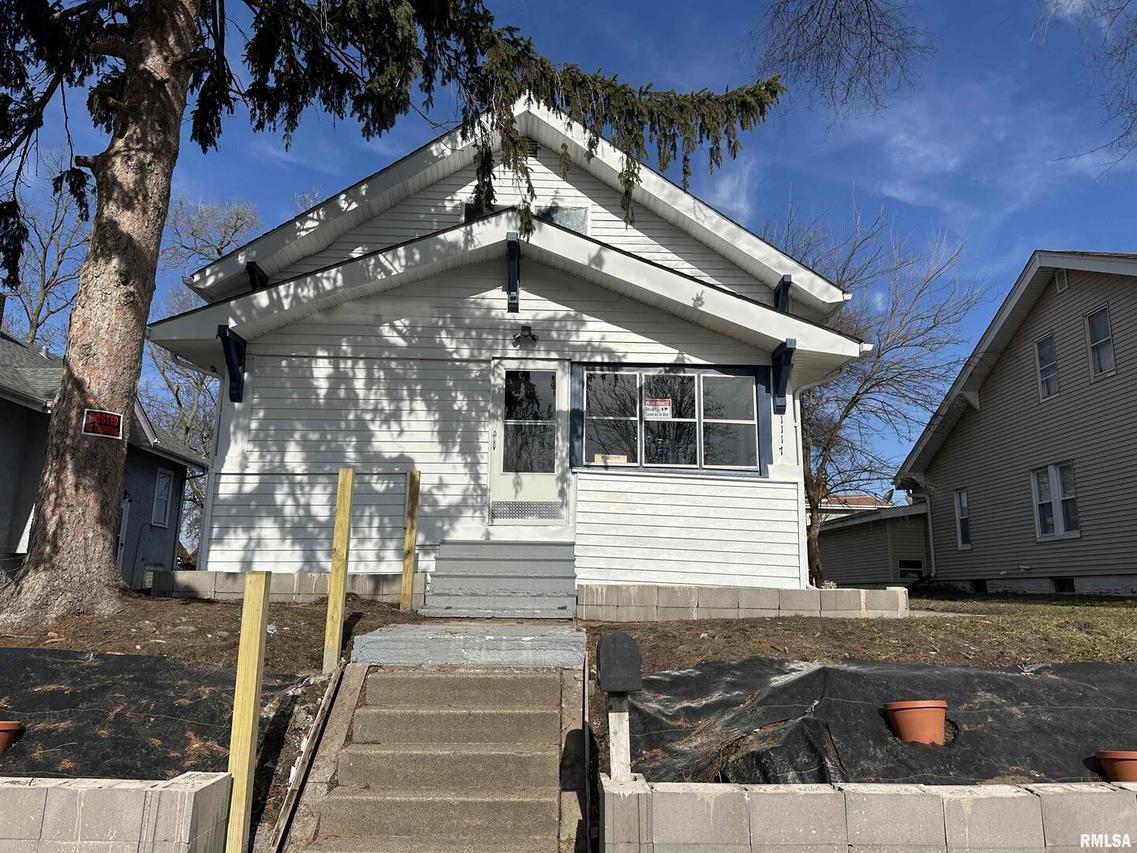 1117 19th Ave., Rock Island, IL 61201