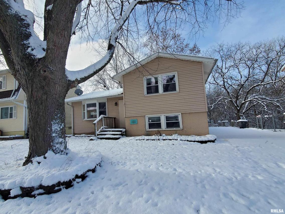 3322 W 7th St., Milan, IL 61264