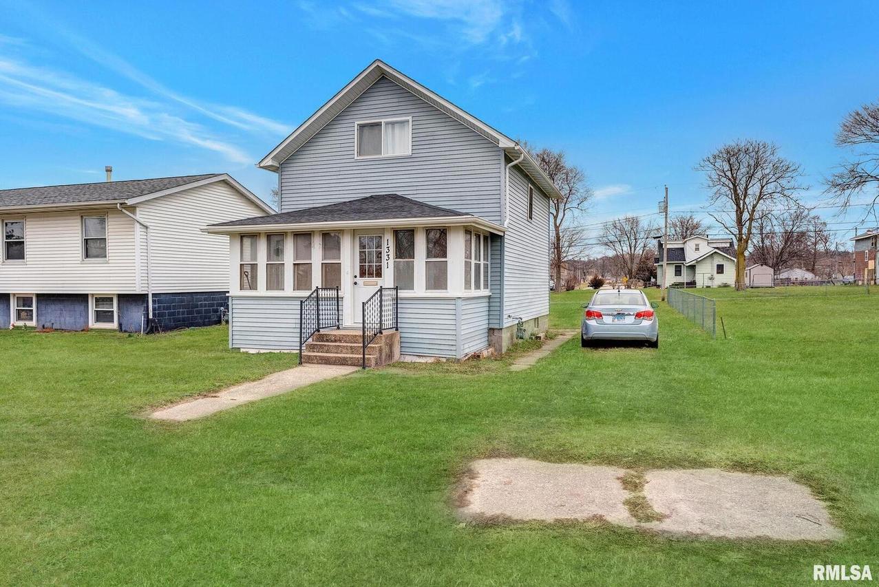 1331 6th Ave., East Moline, IL 61244