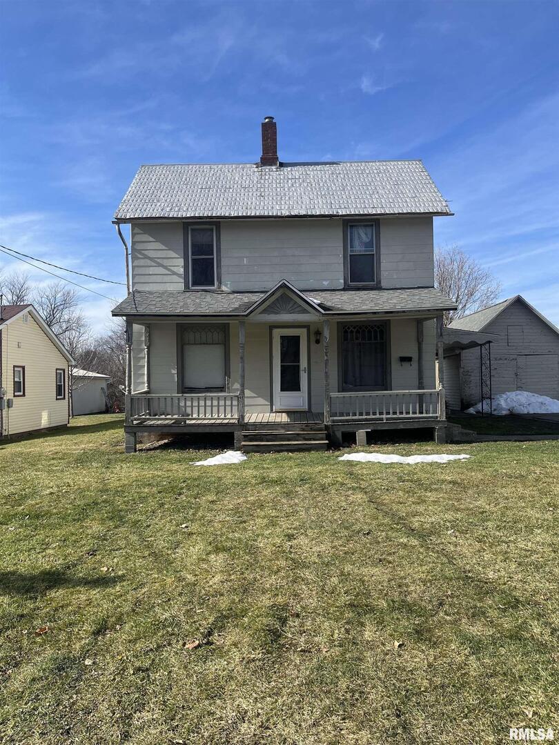 212 S East St., Cambridge, IL 61238