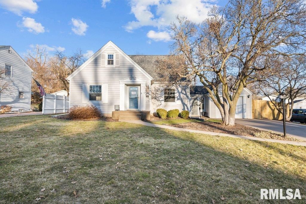 3255 14th St., Rock Island, IL 61201