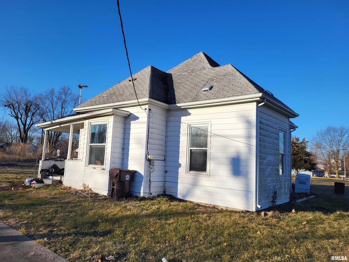 405 N Stanford St., Griggsville, IL 62340
