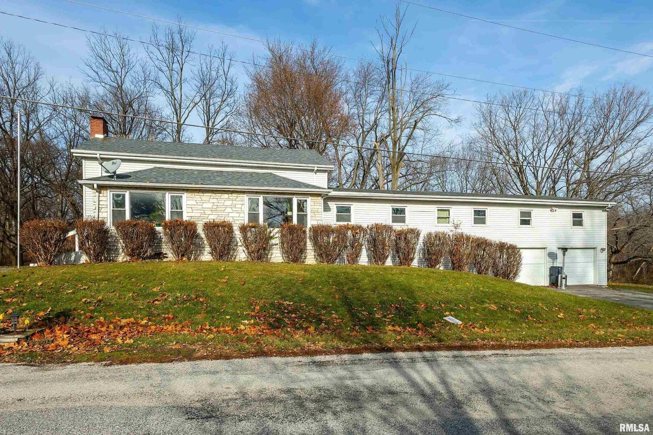 710 Shepherd St., Port Byron, IL 61275