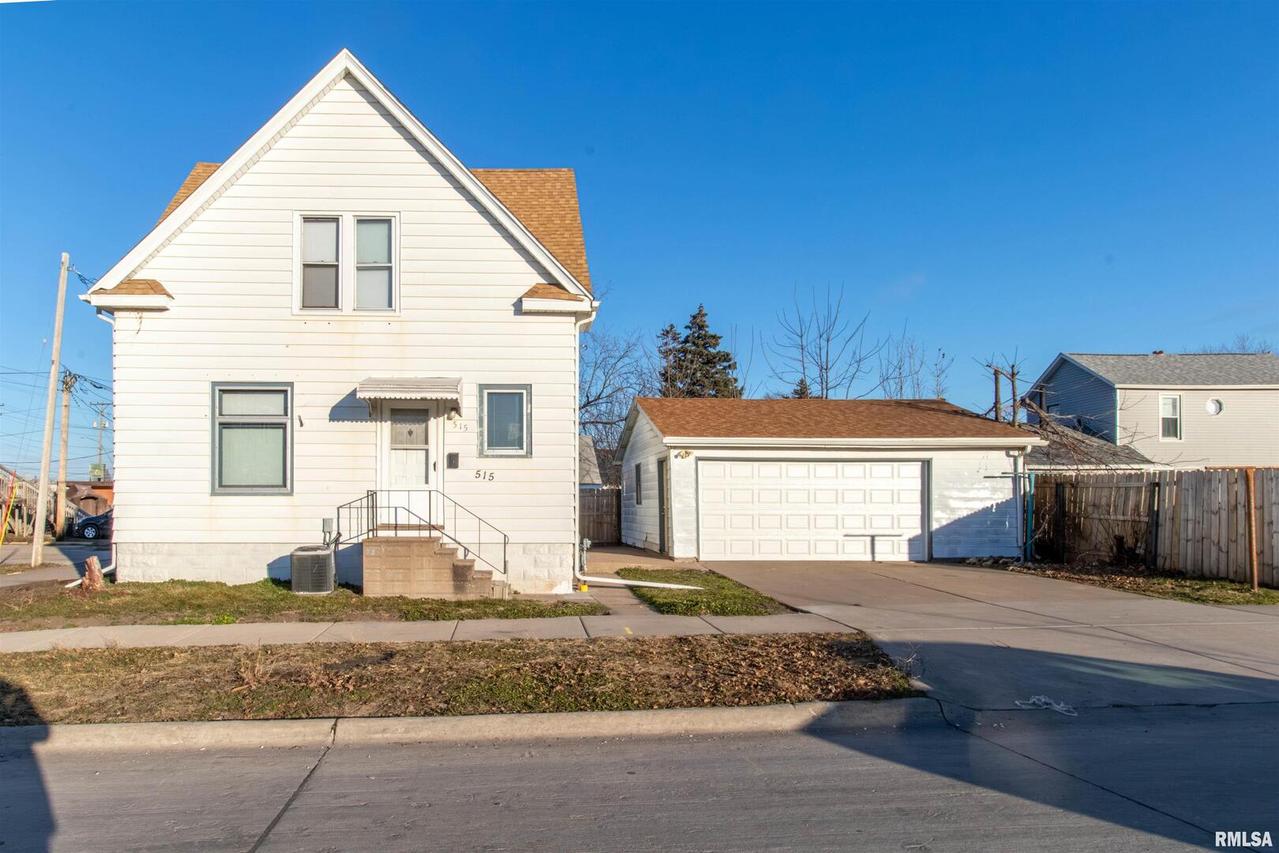 515 27th St., Rock Island, IL 61201