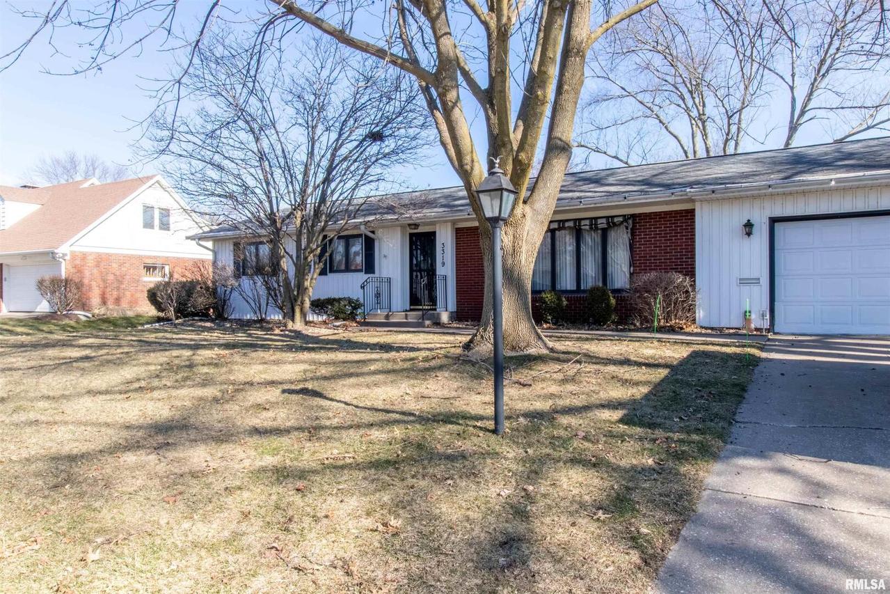 3319 34th St., Rock Island, IL 61201