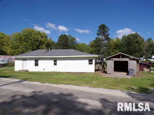 615 Patterson St., New Boston, IL 61272