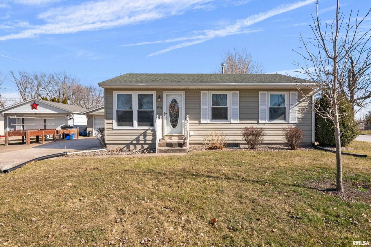 1913 3rd St., Milan, IL