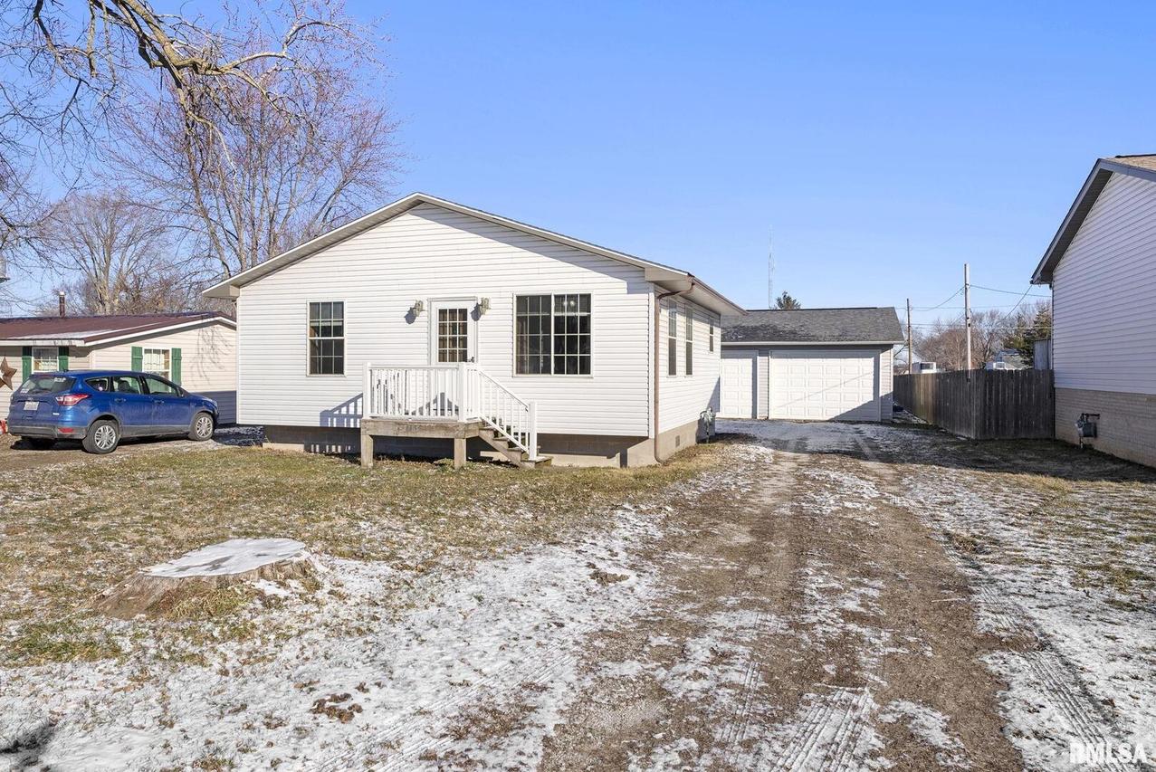 1705 114th Ave., Milan, IL 61264