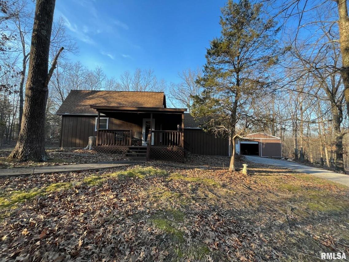 240 Deaton Rd., Goreville, IL 62939