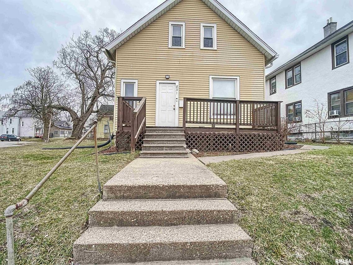 831 24th St., Rock Island, IL 61201