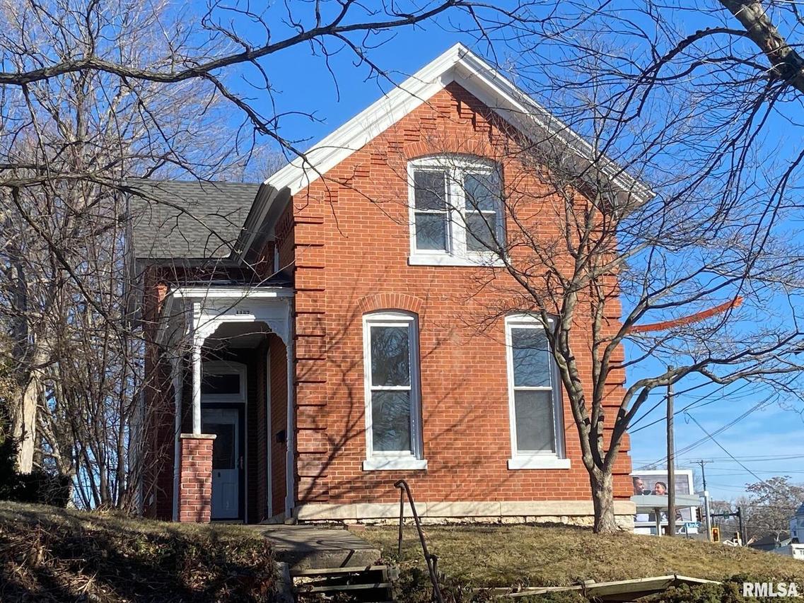 1127 Jersey St., Quincy, IL 62301