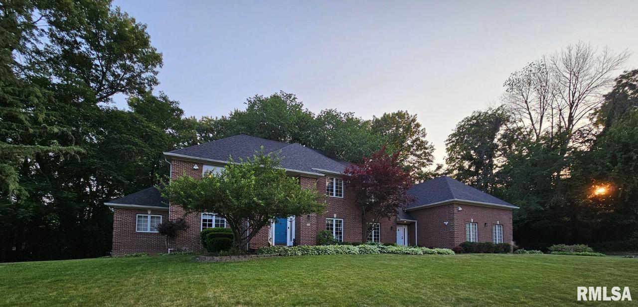 34 Wildwood Dr., Rock Island, IL 61201