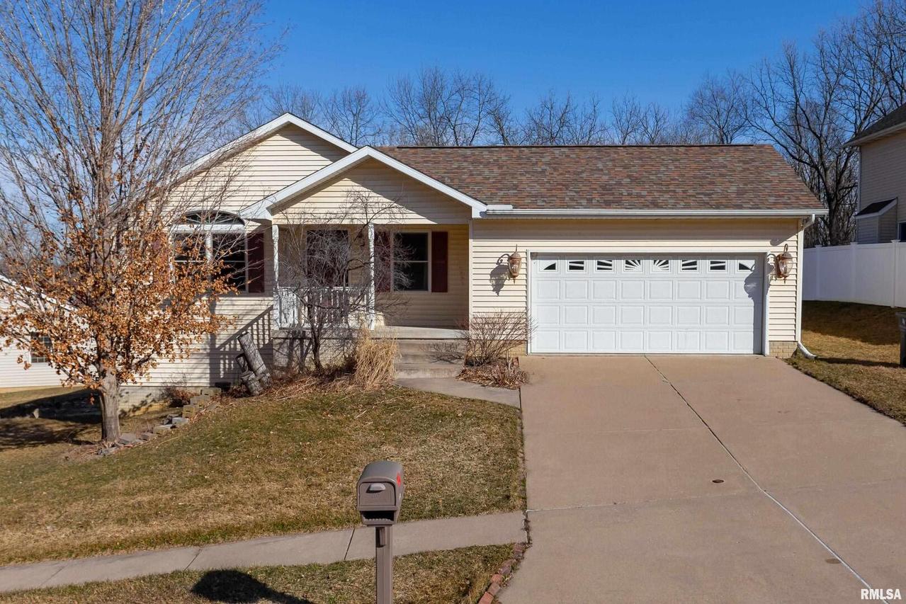 1409 98th Avenue Ct., Rock Island, IL 61201