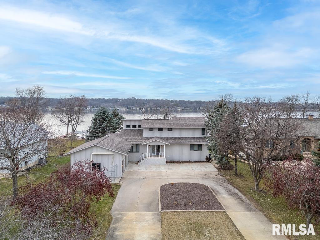 12122 Il Route 84 N, Port Byron, IL 61275