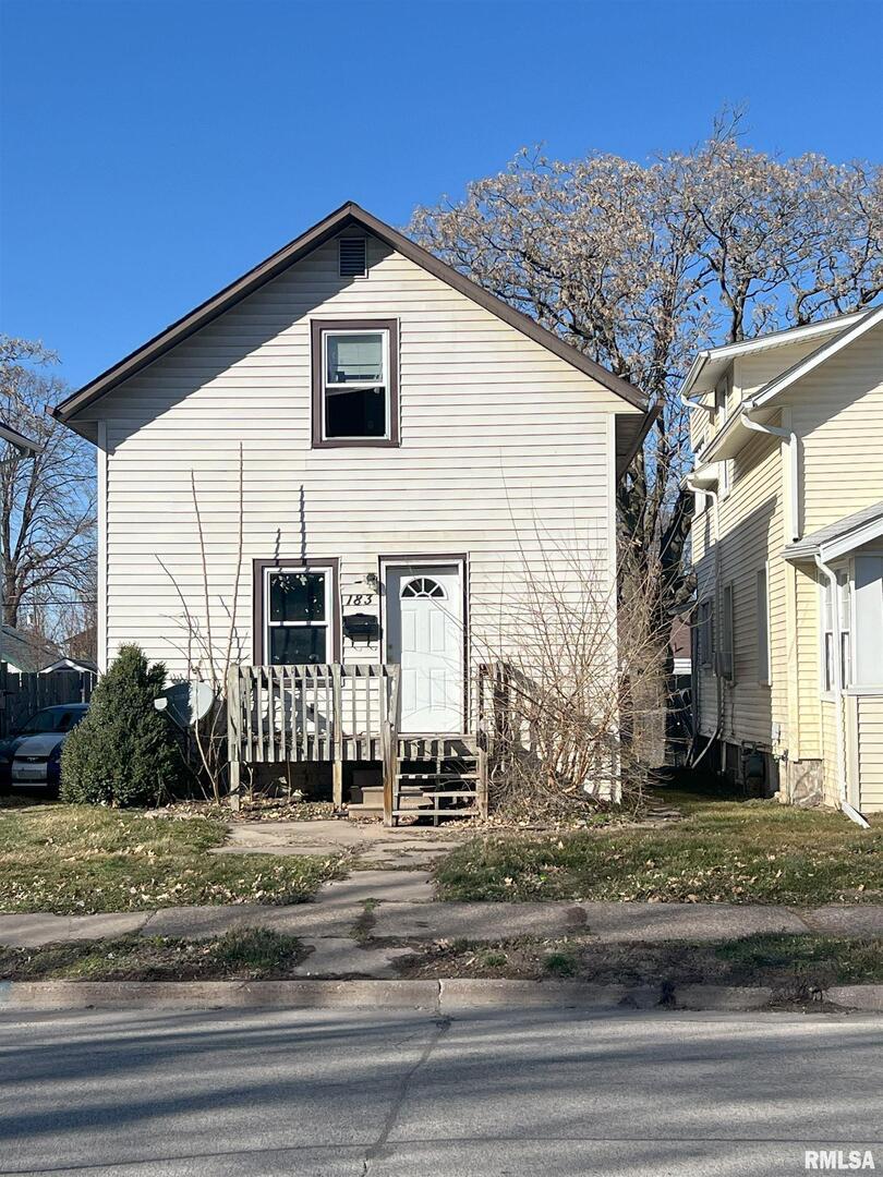 183 16th Ave., East Moline, IL 61244