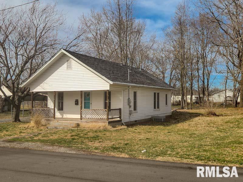 102 E Finucane St., Marion, IL 62959