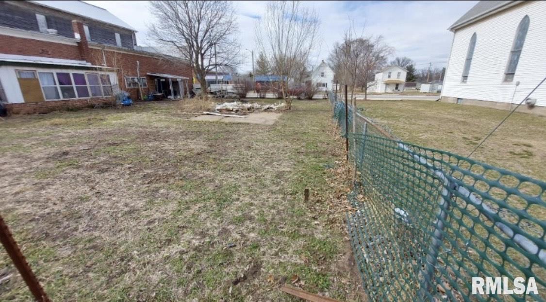 510 Main St., New Boston, IL 61272