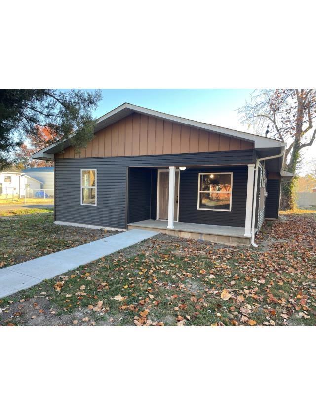 610 Glendale St., Benton, IL 62812