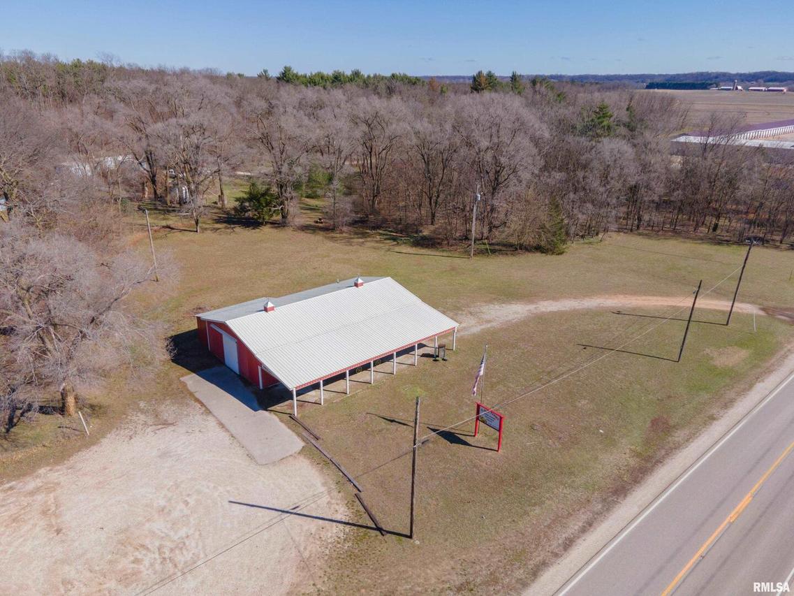 1215 Highway 164, Oquawka, IL 61469