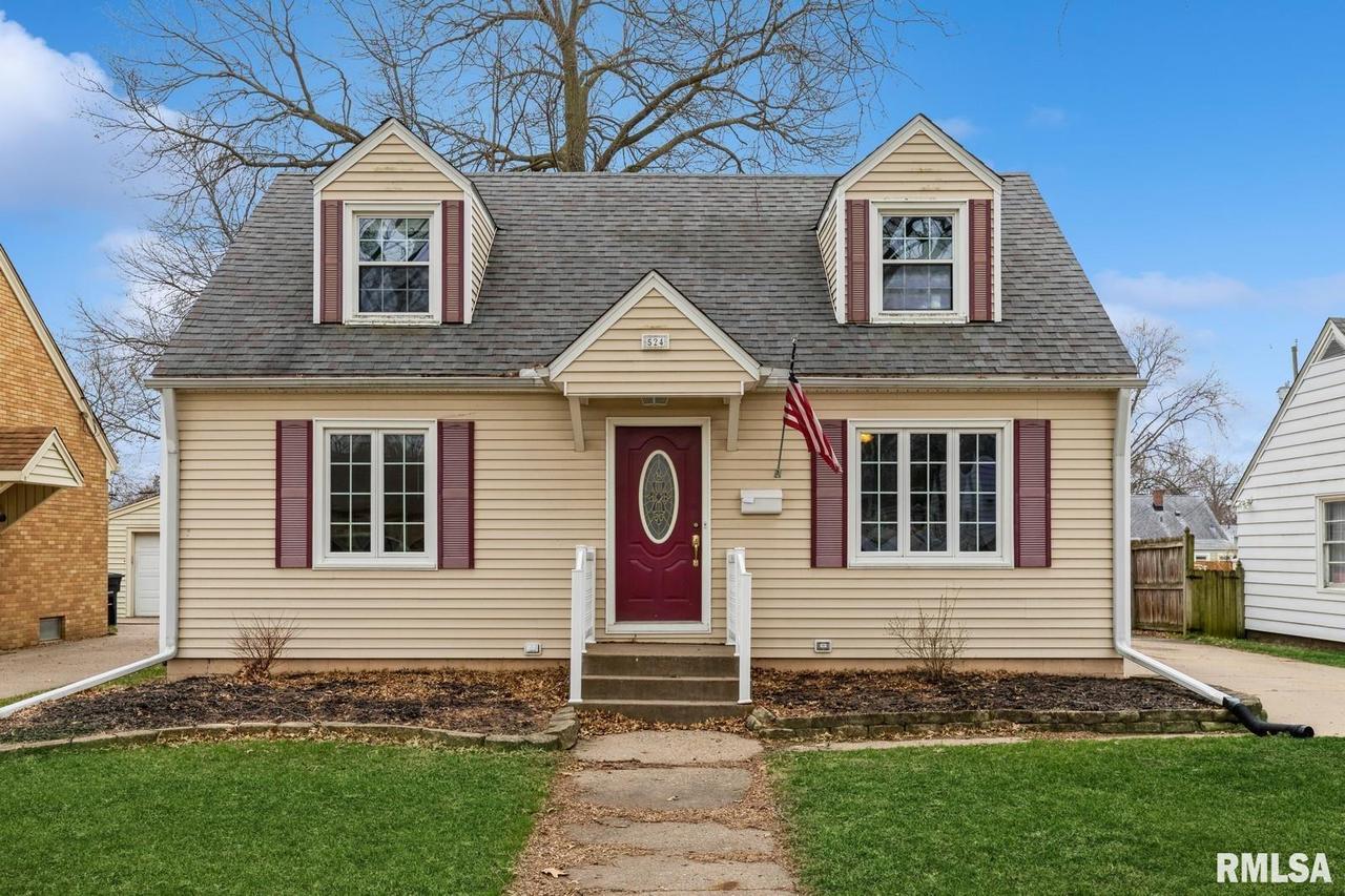 524 28th Ave., Moline, IL 61265