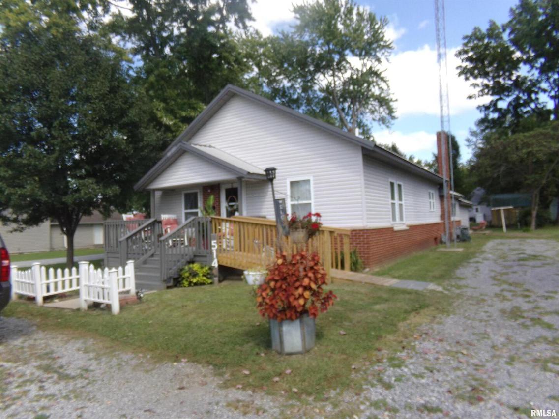 514 N Adams St., West Frankfort, IL 62896