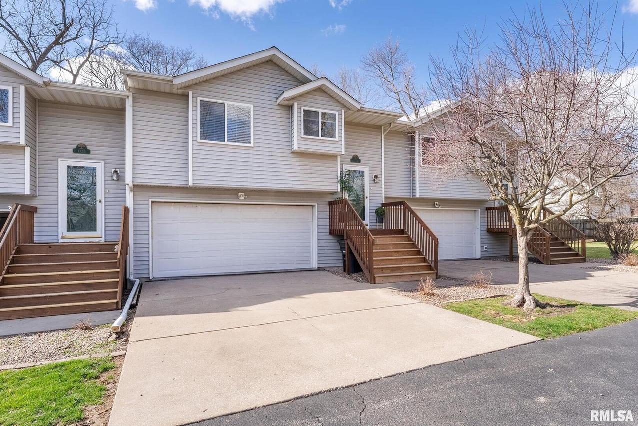 1727 25th Ave., Rock Island, IL 61201