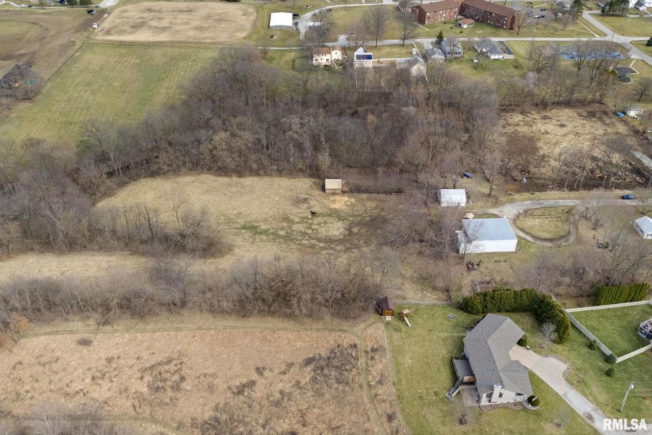 0000 NW 7th Ave., Aledo, IL 61231