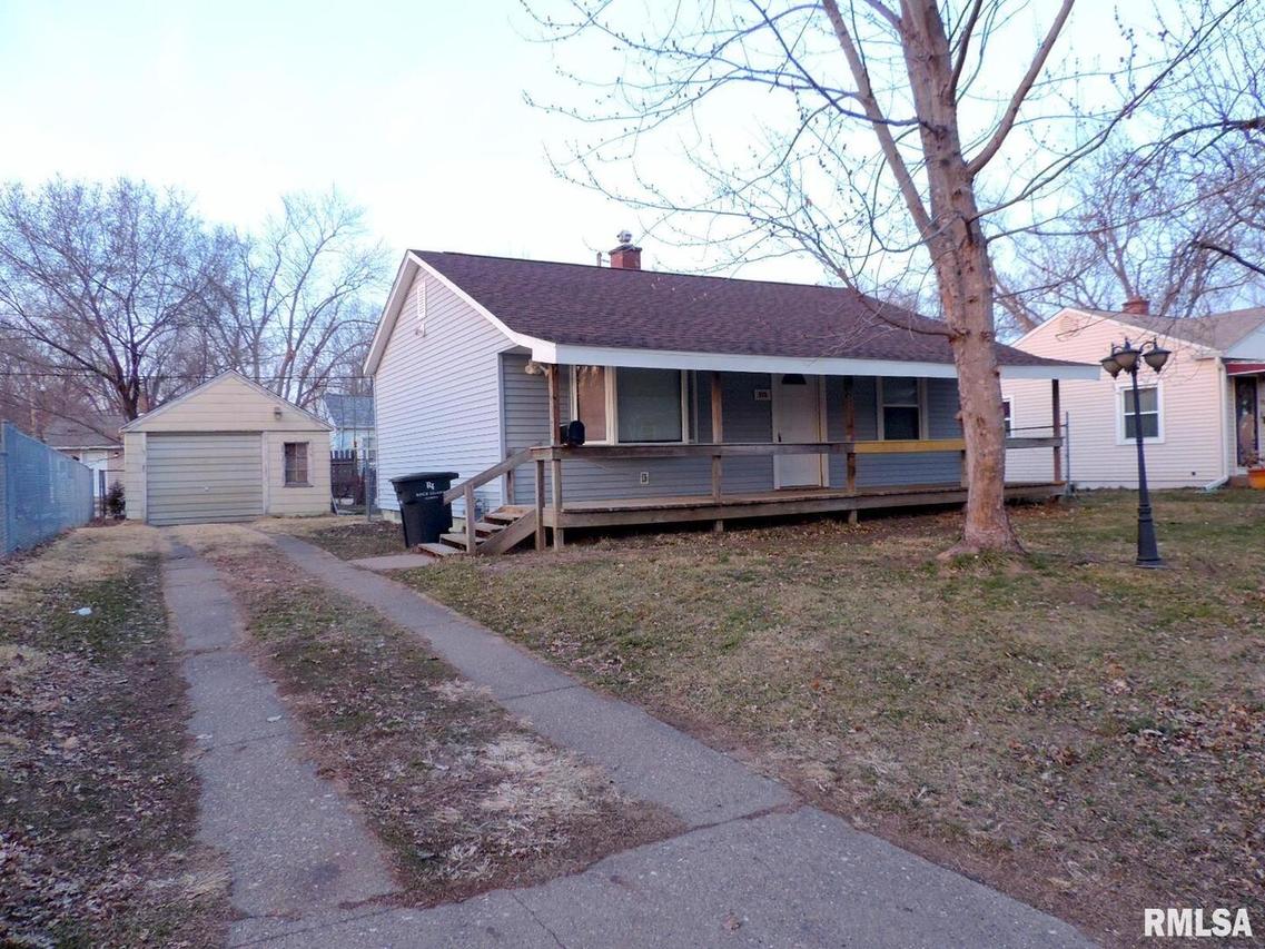 919 23rd Ave., Rock Island, IL 61201