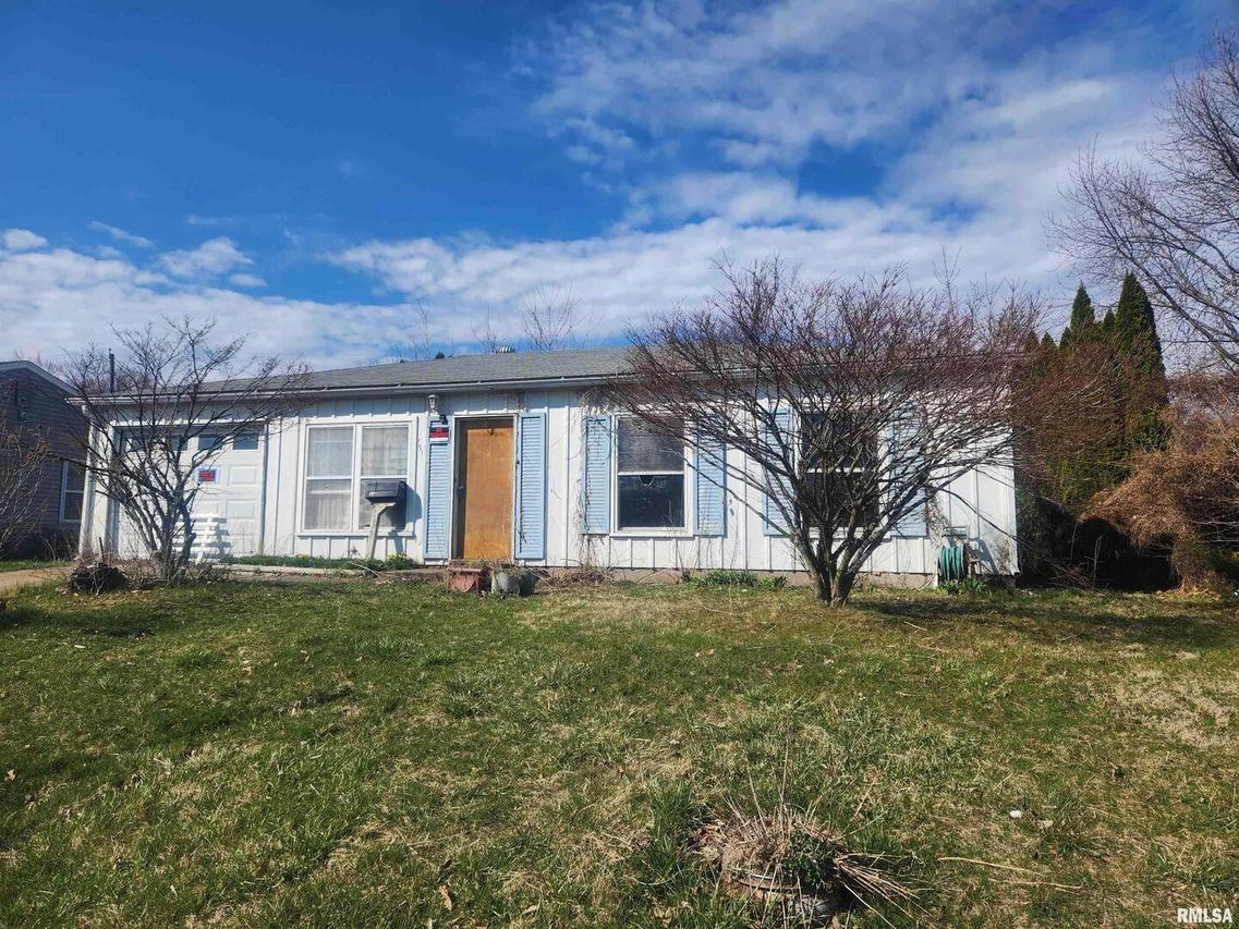 751 40th Ave., East Moline, IL 61244
