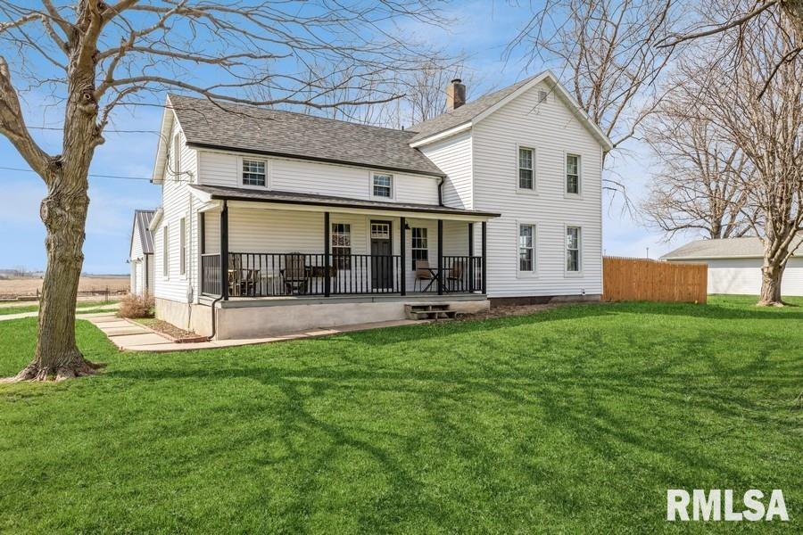 213 S State St., Atkinson, IL 61235