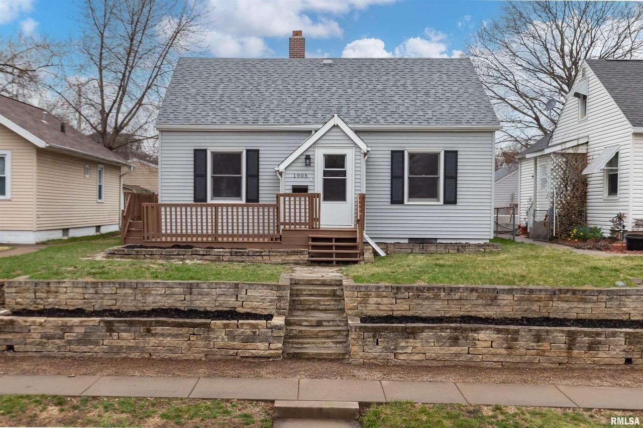 1905 31st St., Moline, IL 61265