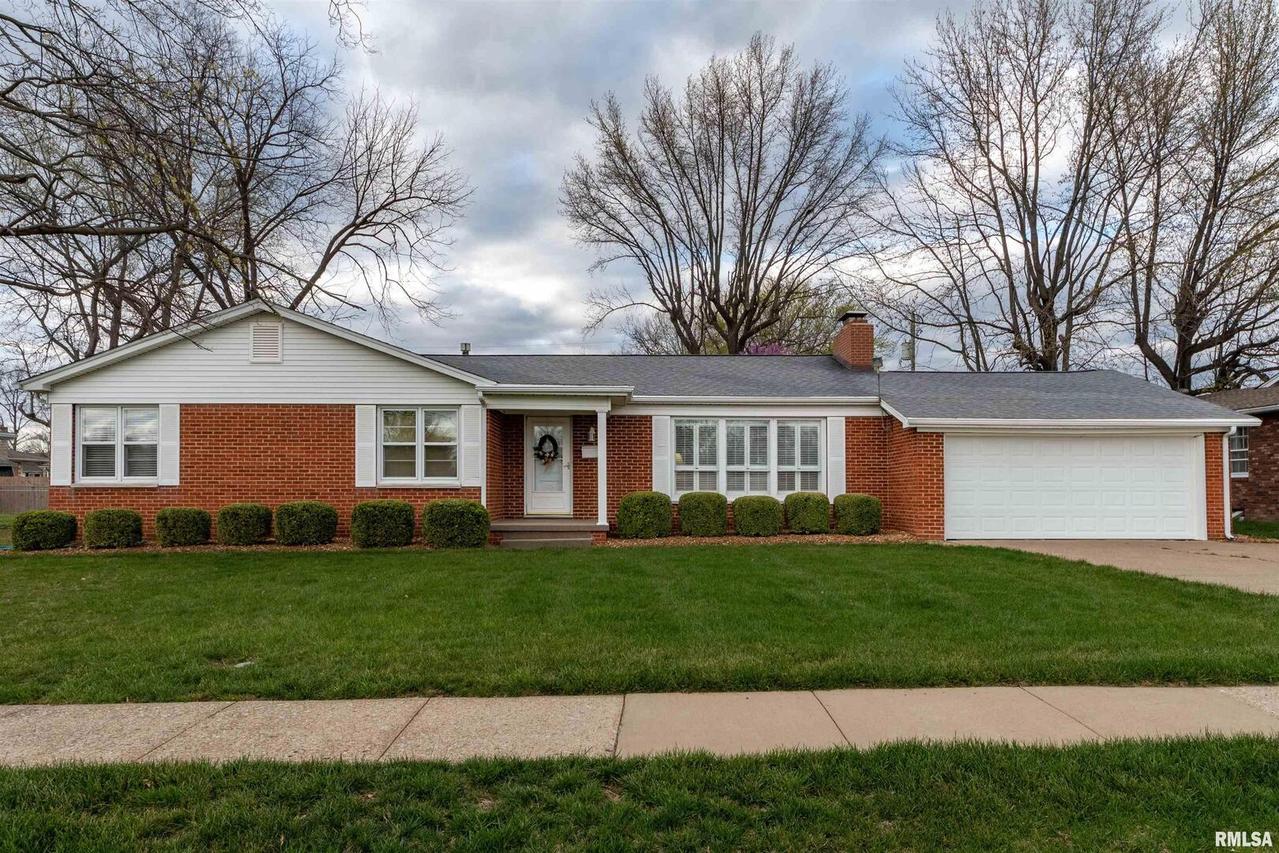 1506 W Malden St., Marion, IL 62959