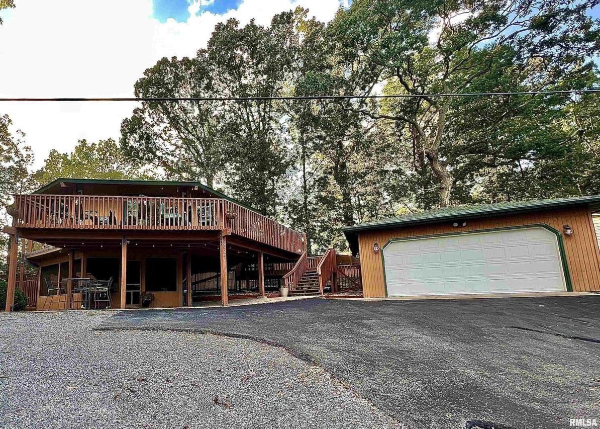 2565 Egyptian Hills Dr., Creal Springs, IL 62922