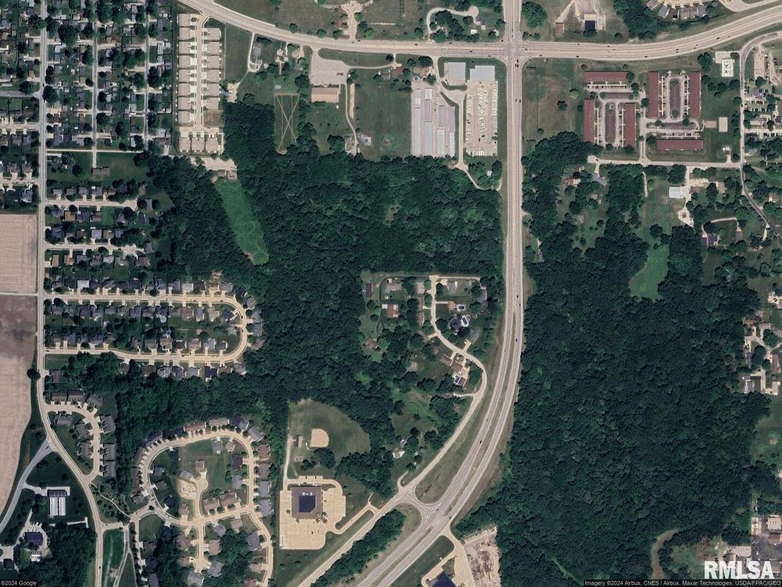 3703 Hazelcrest Drive Ct., East Moline, IL 61244