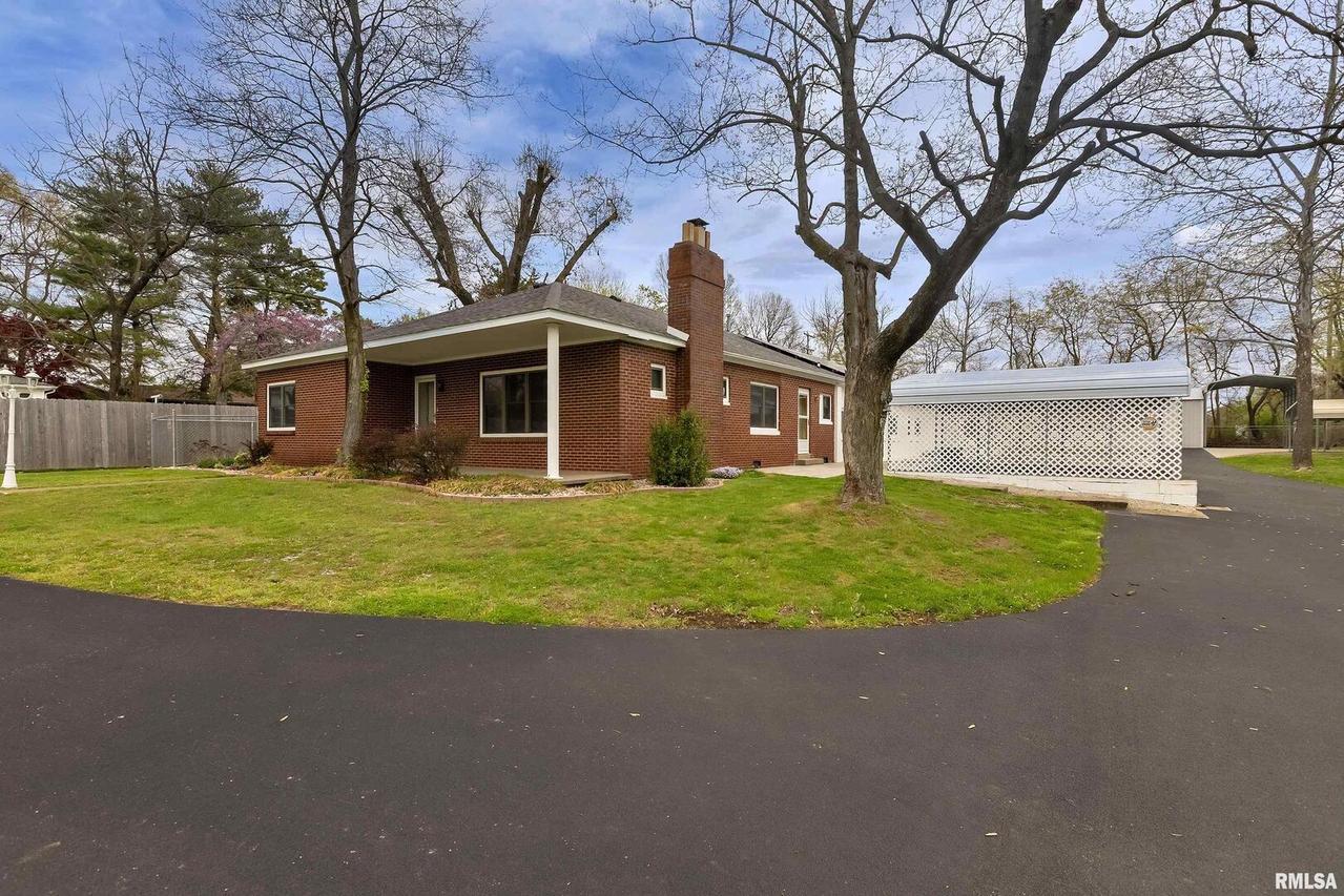 634 N Pershing St., Energy, IL 62933