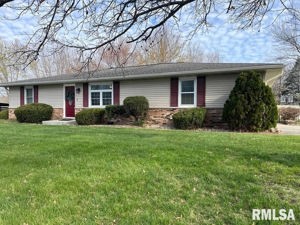 2301 N Sheridan Dr., Quincy, IL 62305