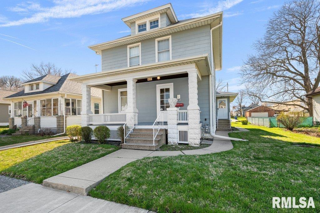 417 41st St., Moline, IL 61265