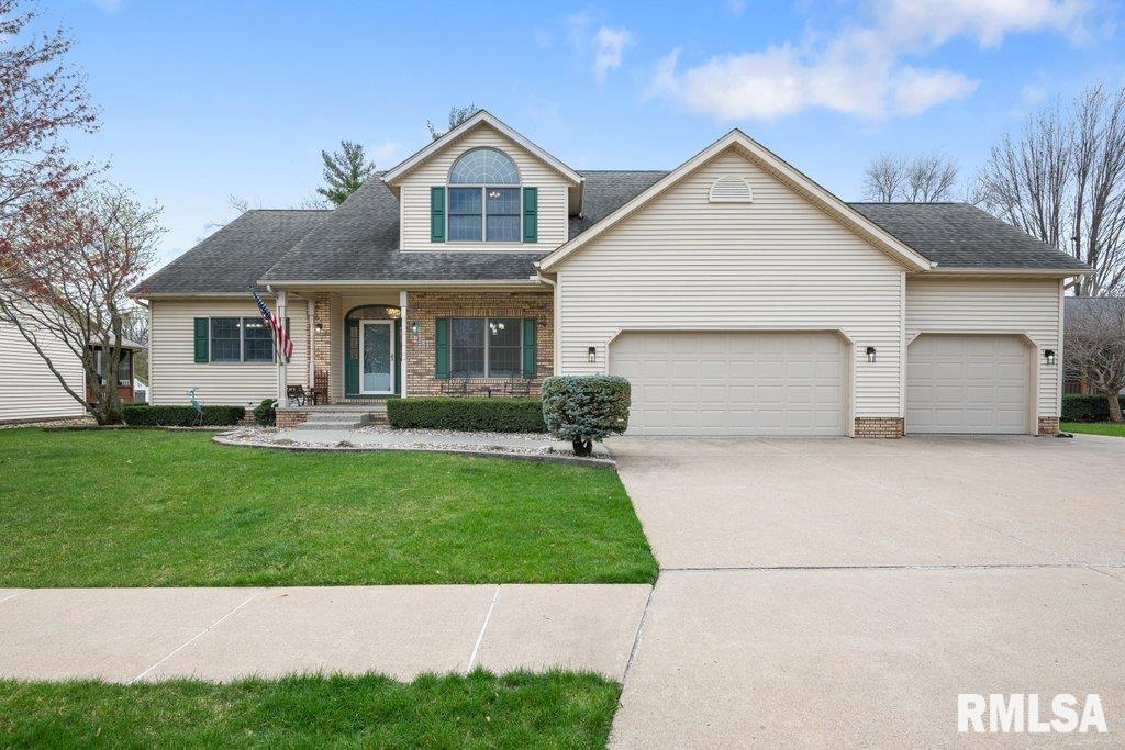 7606 35th Ave., Moline, IL 61265