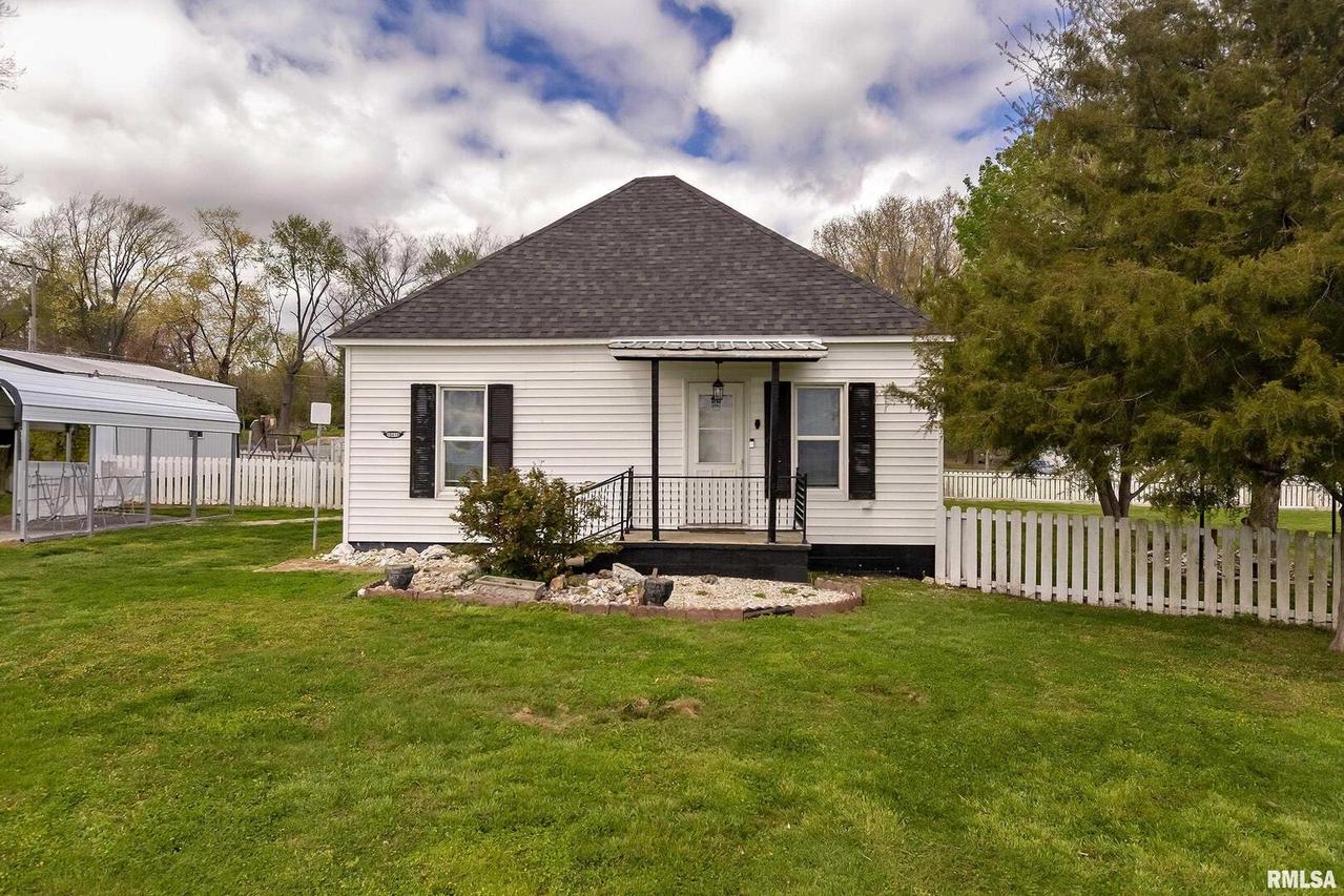 19418 Freeman Spur Rd., Freeman Spur, IL 62841