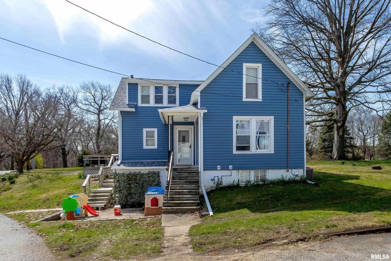 1734 28th Ave., Moline, IL