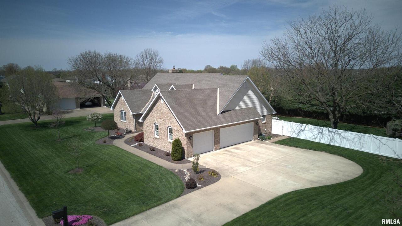 1701 Springmeier Dr., Quincy, IL 62305