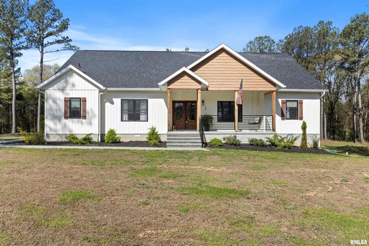 20 Fern Hill Ln., Goreville, IL 62939