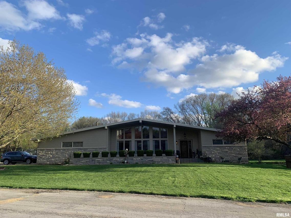 2812 35th Ave., Rock Island, IL 61201