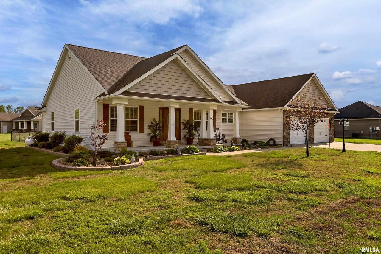 304 Eric Dr., Herrin, IL 62948