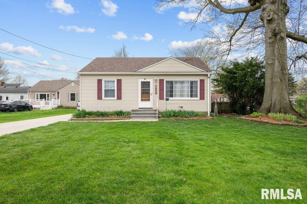 1606 Big Island Pkwy., Rock Island, IL 61201