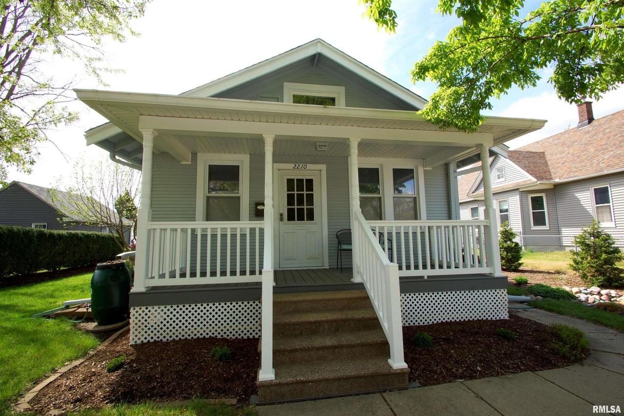 2210 17th St., Rock Island, IL 61201