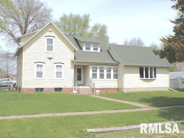 614 Walnut St., New Windsor, IL 61465